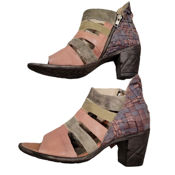 Papucei leather pink and gray heel gladiator sandal - Picture 5 of 8